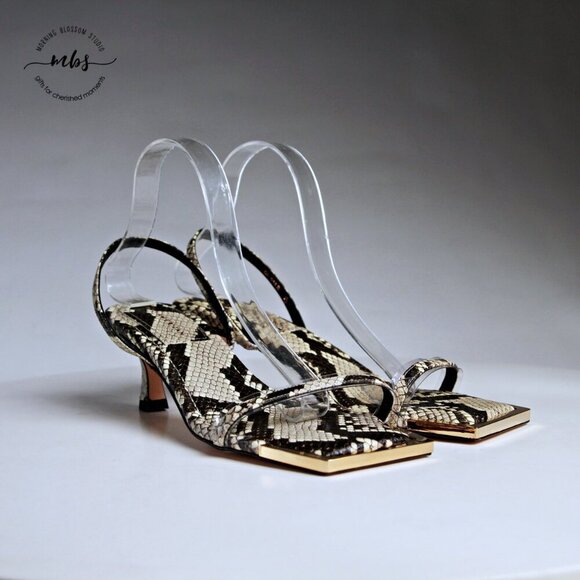 NIB Good American Standout Snake Print Square Toe Sandals Gray Gold Women 9.5 - Picture 4 of 16